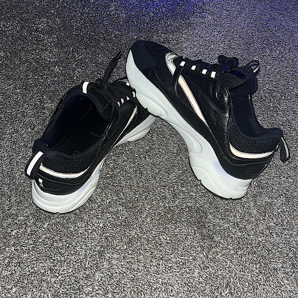 Dior B22 Black/White